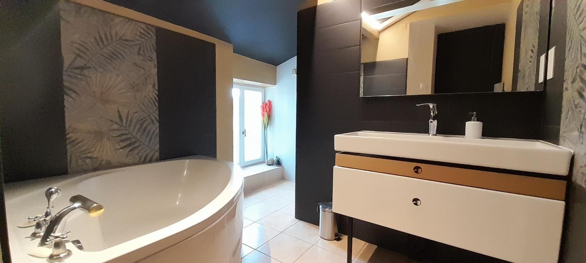 Le Mas de la Chadeniere Villeneuve-de-Berg Chambre photo